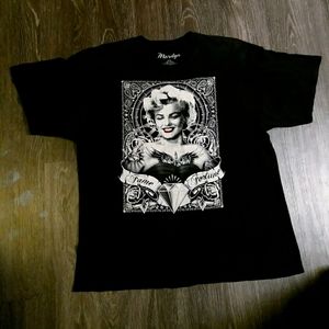 Marilyn monroe t shirt 2xl